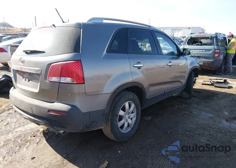 2012 Kia Sorento Lx z USA, uszkodzony, nr VIN 5XYKTCA61CG194217